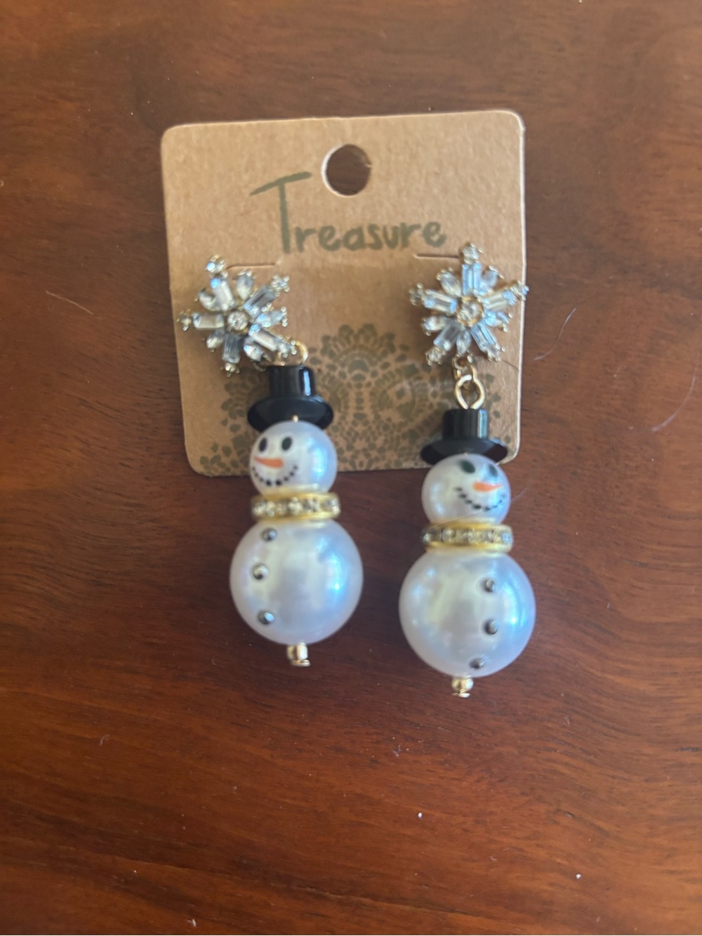 Pearl Snowman Drop Earrings - White & Black